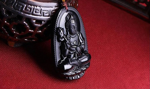 Chọn bản mệnh Phật bảo hộ bình an cho người tuổi Ngọ