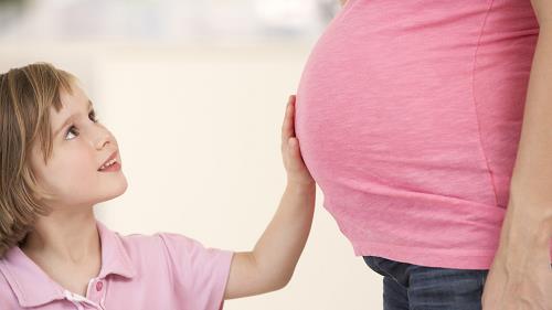 Thai Thần là gì? Tại sao nên kiêng báo tin vui trong 3 tháng đầu?