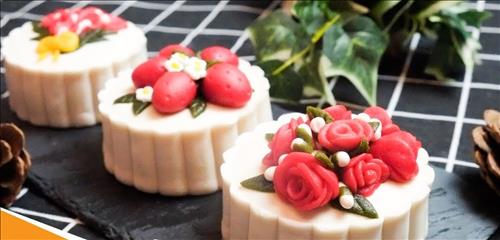 Cách làm bánh Trung thu không ai giống ai của 12 chòm sao