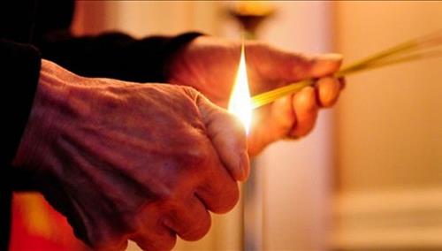 Cúng rằm tháng Chạp năm Đinh Dậu có gì đặc biệt, có gì khác với cúng rằm hàng tháng?
