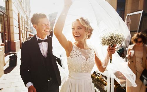 Xem bói tháng Giêng: 6 con giáp ĐÀO HOA trợ mệnh, TÌNH YÊU ngập tràn