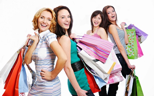 Đi chợ cùng 12 chòm sao sắm đồ cho dịp Tết Nguyên Đán