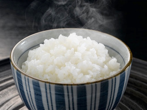 Không phải rượu thịt, đây mới là thứ TỐT NHẤT để cúng trên bàn thờ ngày Tết Bính Ngọ 2026