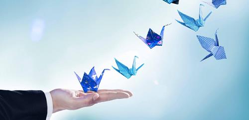 Tử vi tháng 8/2018 dương lịch: Top con giáp MAY MẮN nhờ QUÝ NHÂN phù trợ