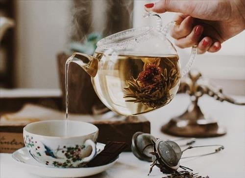 Tử vi Thứ 7 ngày 25/8/2018 của 12 con giáp: Tý rủng rỉnh tiền tiêu, Sửu dễ gây ra xung đột