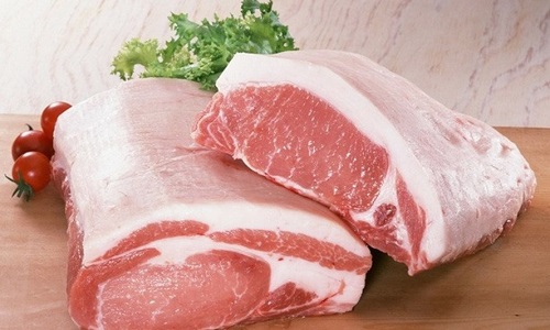 Năm Hợi cúng gì? Có kiêng cúng thịt lợn khi Giao thừa không?