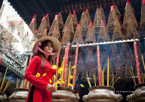 Không cầu tài lộc vậy đi lễ chùa đầu năm để làm gì?