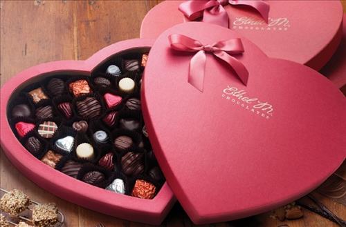 Quà tặng Valentine 2019 khiến 12 cung hoàng đạo thích mê ly