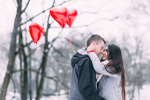 Những cặp cung hoàng đạo sẽ kết đôi trong Valentine 2019