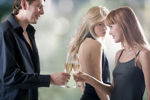 Công bố những biểu hiện ngoại tình dễ thấy nhất của 12 cung hoàng đạo