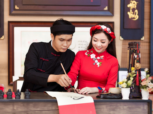 Mùng 4 Tết Kỷ Hợi khai bút đầu xuân 2019 là đẹp nhất, nên viết gì, tránh điều gì?