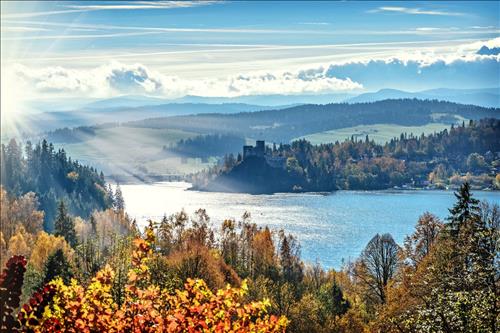 Mệnh Trường Lưu Thủy là gì? Họ có số mệnh ra sao? Hợp và khắc mệnh nào?