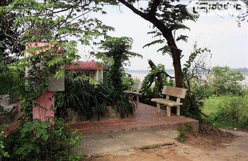 Bí ẩn về Miếu Hai Cô – Ngôi miếu hoang cất giấu bi kịch giữa sóng nước sông Hồng