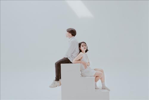 Tình yêu nữ Xử Nữ nam Bạch Dương: Hai mặt tính cách khó có thể dung hòa