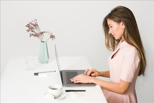 Tử vi hàng ngày 13/6 về tài lộc: Thìn rủng rỉnh, Dậu ít tiền