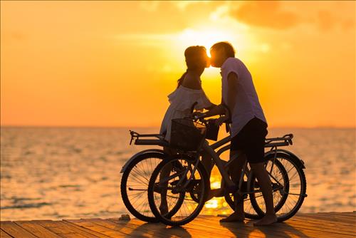 Tử vi hàng ngày 25/6/2019 về tình yêu: Tình ai nông cạn còn tình ai đong đầy?