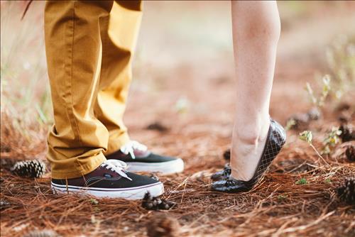 Tình yêu nữ Sư Tử nam Ma Kết: Những cú sốc bất ngờ cho một cuộc tình đầy khác biệt