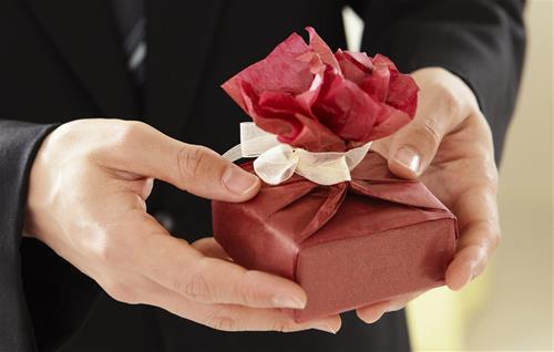 4 con giáp nữ nhận được nhiều sự ái mộ nhất, quà chất thành đống trong ngày 20/10 năm nay