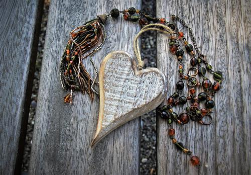 Tử vi thứ 6 ngày 30/10/2020 của 12 cung hoàng đạo: Ma Kết buồn phiền, Song Tử mâu thuẫn