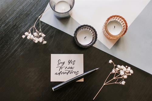 Tử vi hôm nay 20/11/2020 về may mắn của 12 con giáp: Ai viên mãn bằng tuổi Hợi?