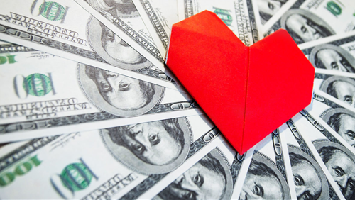 Từ giữa tháng 3 trở đi, con giáp này hồng phúc tề thiên, tình đỏ như son, tiền bạc ngập nhà