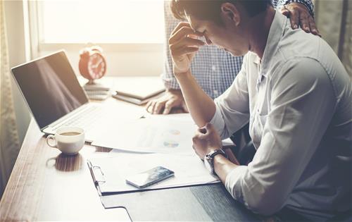 Top chòm sao thường để cảm xúc chi phối dẫn đến chủ quan, xao nhãng công việc