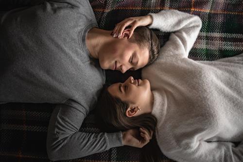 Người có tính cách thế nào thường dễ rơi vào lưới tình của 12 chòm sao?