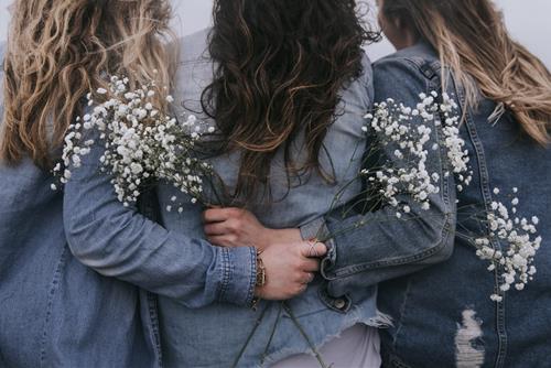 Hội những con giáp tri kỷ hết lòng vì bạn bè, ai kết bạn được là phúc đức cả đời