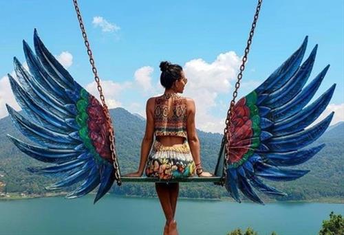 Khi nào là thời điểm đi du lịch, "đi quẩy" trong năm 2020 của 12 chòm sao?