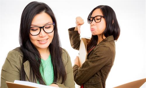 Mách 12 chòm sao bí quyết TIÊU DIỆT lòng đố kỵ chốn công sở để sống hạnh phúc hơn