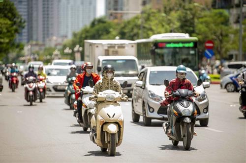 Bao giờ nắng nóng gay gắt kết thúc và mưa dông quay lại miền Bắc?