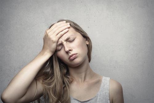 Đau không đồng nghĩa với khổ - Hiểu được điều này bạn sẽ mở được nút thắt ở trong lòng