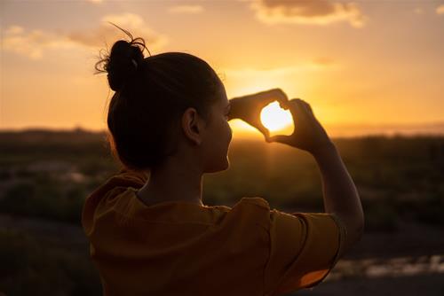 Tử vi hôm nay 12/6/2020 về may mắn của 12 con giáp: Ai gặt hái thành công?