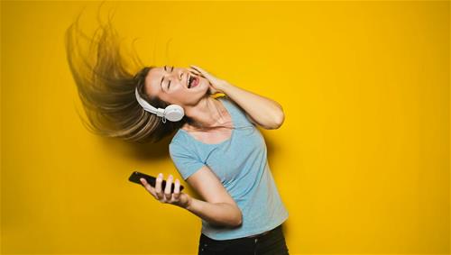 Tin vui nào đang đón chờ dịp cuối năm 2020 khiến 12 cung hoàng đạo cười phớ lớ cả trong mơ?