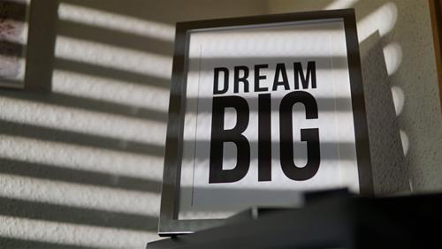 Tử vi hôm nay 18/9/2020 về may mắn của 12 con giáp: Có ai đạt được mọi điều?