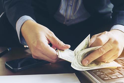 Đây chính là 4 tuổi nhận nhiều phúc báo, kiếm tiền như hái ngay giữa tháng Chạp, đón Tết ấm no