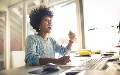 Cuối tuần (23-24/10) đón toàn tin vui, con giáp may mắn này vượt xa người khác