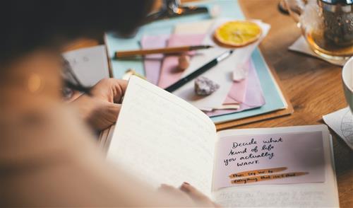 Tử vi thứ 4 ngày 17/2/2021 của 12 cung hoàng đạo: Xử Nữ bất an, Bảo Bình tổn thương