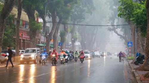 Dự báo thời tiết ngày 11/6/2021: Hà Nội đêm và sáng có mưa rải rác, ngày nắng