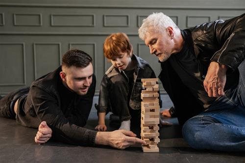 Cáu giận vì cha không dùng internet, người con xấu hổ vì câu nói này của cha