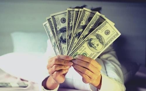 Tử vi hôm nay 1/8/2021 về tài lộc của 12 con giáp: Ai thu hút nhiều tiền tài về mình