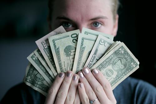 Tử vi hôm nay 28/7/2021 về tài lộc của 12 con giáp: Ai túi tiền rủng rỉnh?