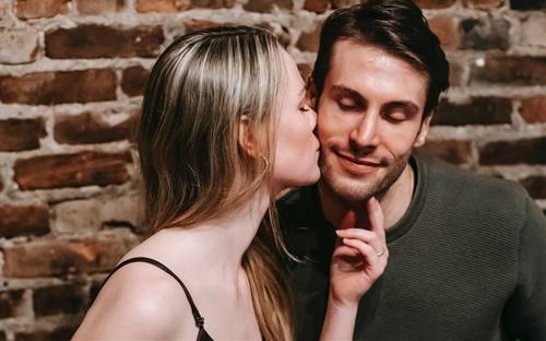 Top 5 chòm sao hay đùa giỡn tình cảm, cẩn thận kẻo ăn "dưa bở" như chơi