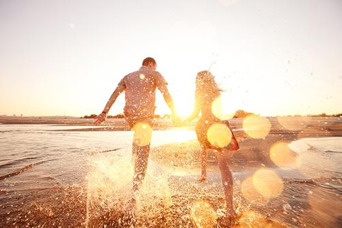 Tử vi hôm nay - Top 3 con giáp tình cảm hanh thông ngày 8/12/2022