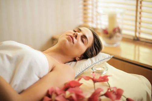 Bạn bỏ bê bản thân bao lâu rồi? 12 chòm sao đừng quên chăm sóc bản thân trong năm mới