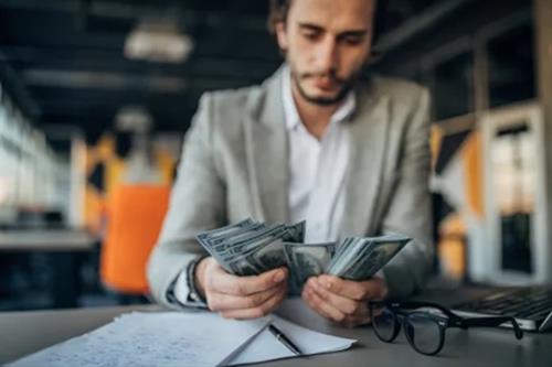 Tiết lộ cách 12 chòm sao kiếm 1 triệu đô đầu tiên: Ai hợp với đầu tư, ai dựa vào khởi nghiệp?