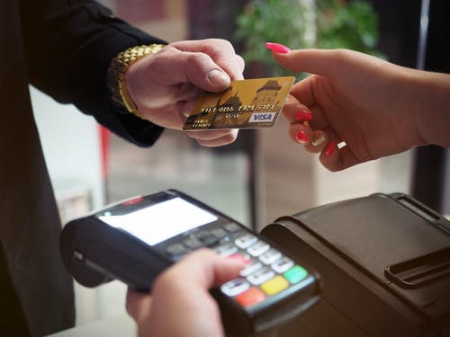 Tử vi hôm nay 11/2/2022 về tài lộc của 12 con giáp: Ai kiếm được tiền?