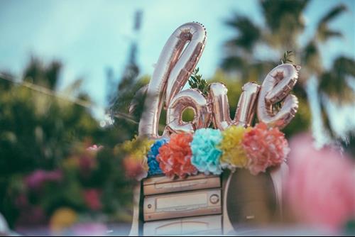 Tử vi hôm nay 20/2/2022 về tình cảm của 12 con giáp: Ai là người may mắn?