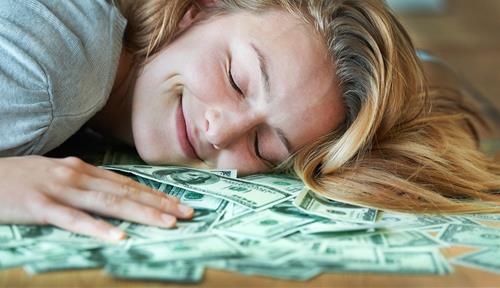 Cuối tuần đầu tháng (2-3/4) được Thần Tài ban lộc, con giáp này có thể một bước thành đại gia