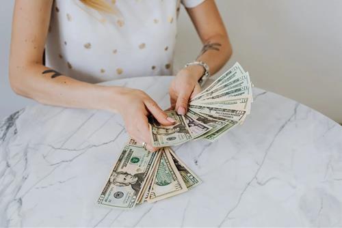 Cuối tuần này (21-22/5): Top 4 con giáp phất lên nhanh chóng, đón tiền về tràn trề